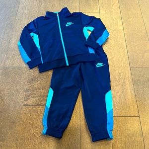 Nike Sweatsuit